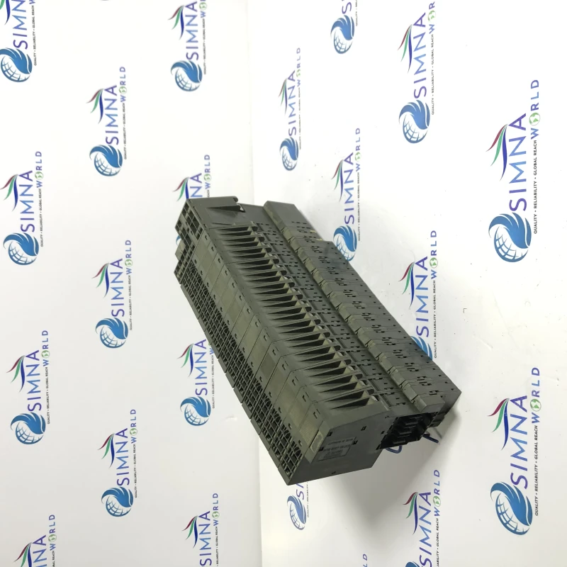 Siemens SIMATIC S7 ET200B Remote I/O Station with Terminal Modules thumbnail 7